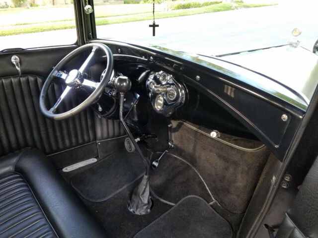 1930 Ford Model A - photo 9