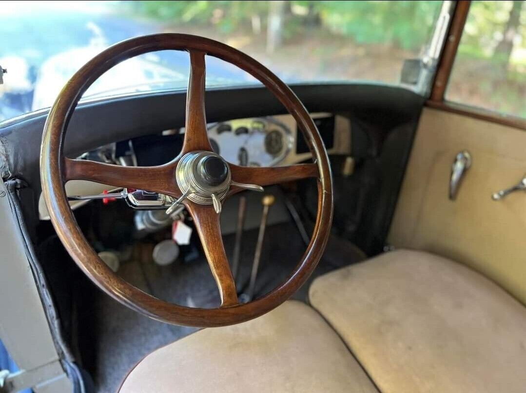 1930 Lincoln Town Car - photo 13