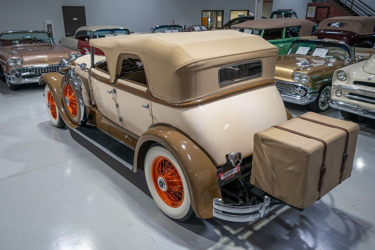 1930 Lincoln Model L Derham Convertible Phaeton - photo 11
