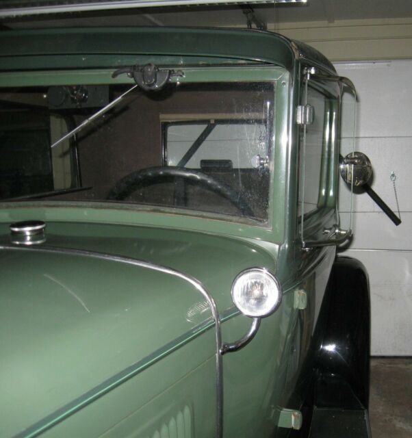 1930 Ford Model A Tudor Sedan - photo 10
