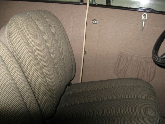 1930 Ford Model A Tudor Sedan - photo 12