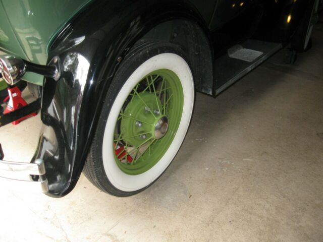 1930 Ford Model A Tudor Sedan - photo 4