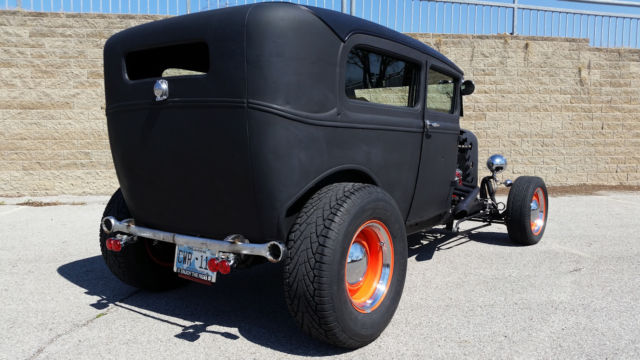 1930 Ford Model A - photo 4