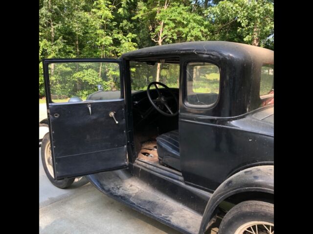 1930 Ford Model A - photo 7