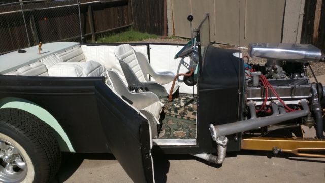 1930 Ford Model A - photo 2