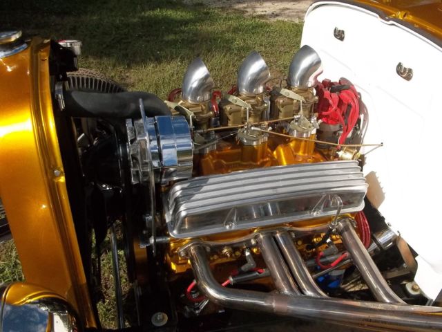 1930 Ford Model A candy and white - photo 11