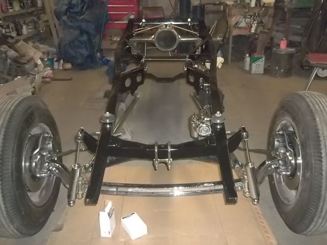 1930 Ford Model A candy and white - photo 2