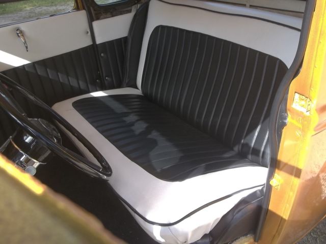 1930 Ford Model A candy and white - photo 9