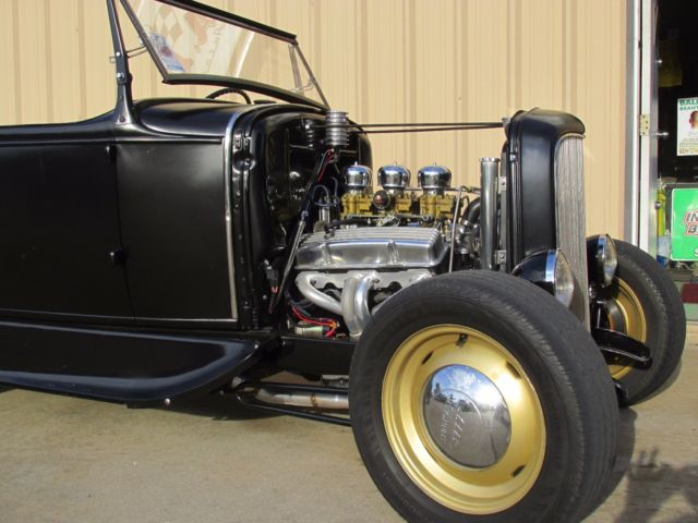 1930 Ford Model A - photo 5