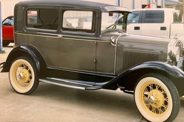 1930 Ford Model A Deluxe - photo 6