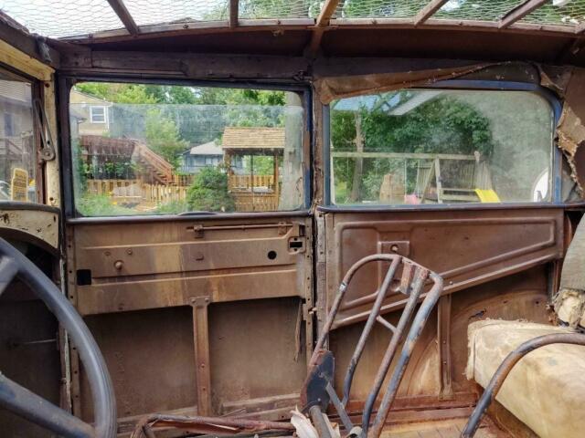 1930 Ford Model A - photo 13