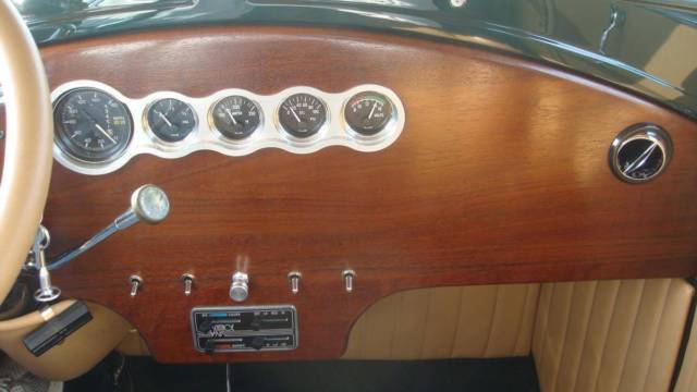1930 Ford Model A - photo 10