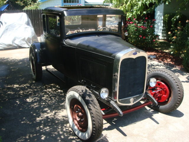 1930 Ford Model A Coupe - photo 2