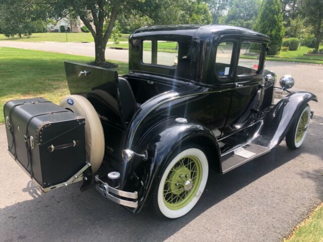 1930 Ford Model A - photo 6