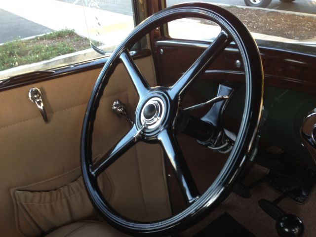 1930 Ford Model A Deluxe - photo 4