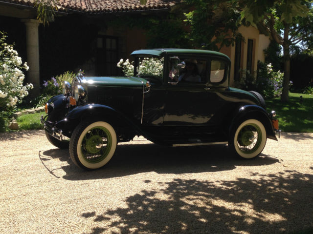 1930 Ford Model A Deluxe - photo 9