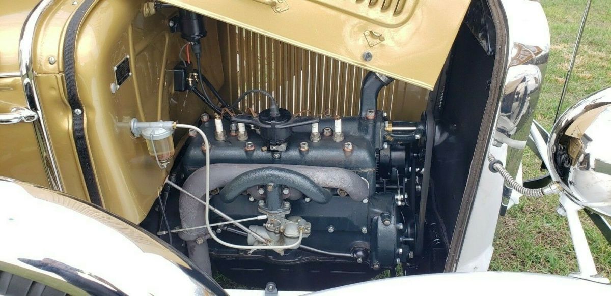 1930 Ford Model A Deluxe Roadster - photo 13