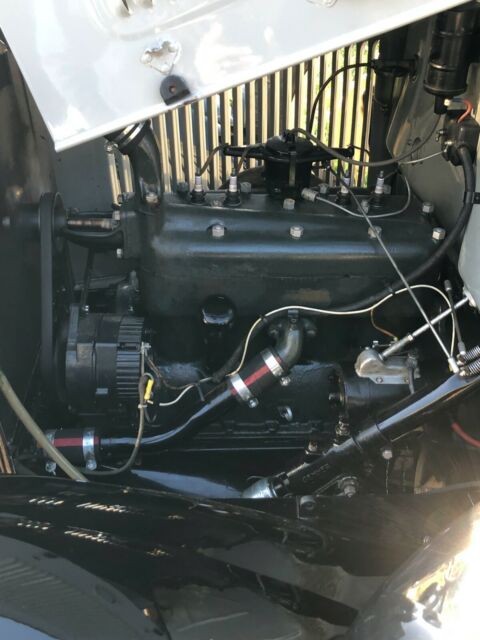 1930 Ford Model A - photo 11