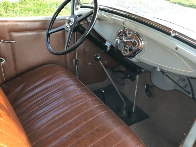 1930 Ford Model A - photo 8