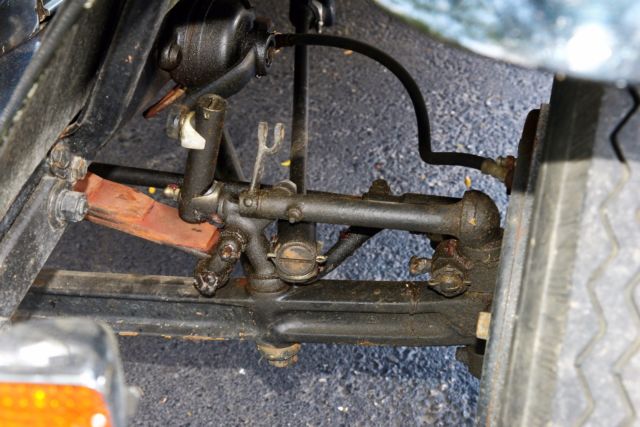 1930 Ford Model A Deluxe Coupe - photo 11