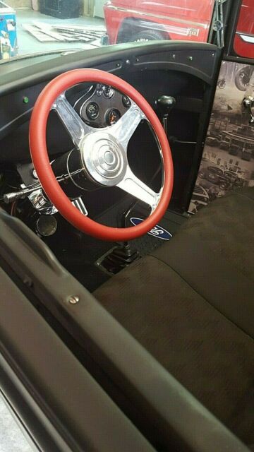1930 Ford Model A - photo 10