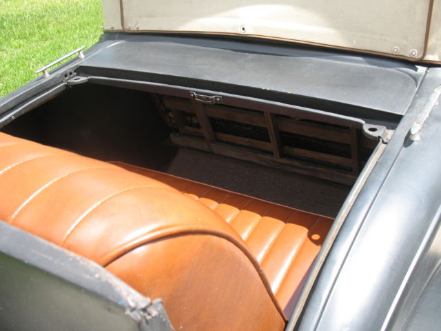 1930 Ford Model A - photo 11