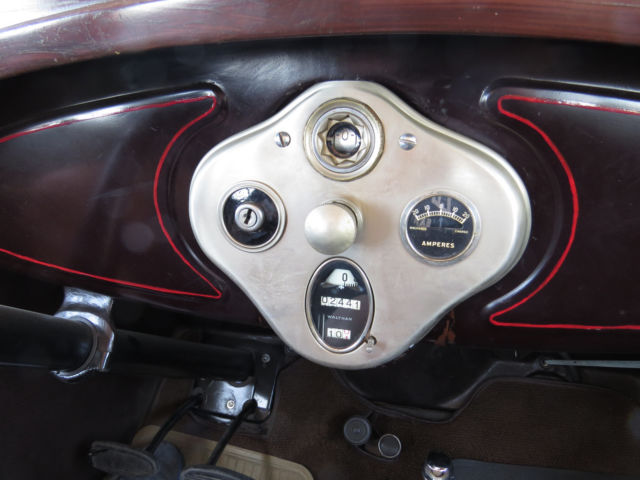 1930 Ford OtherTown Sedan - photo 7