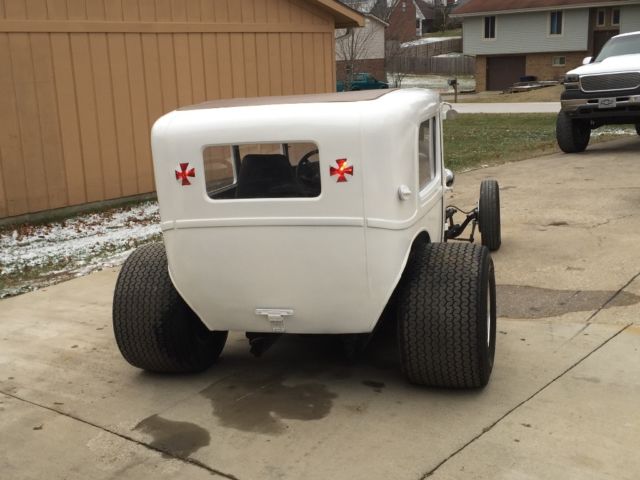 1930 Ford Model A Sedan - photo 8