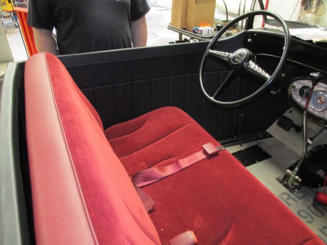 1930 Ford Model A - photo 9