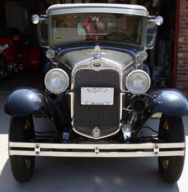 1930 Ford Model A Sport Coupe - photo 4