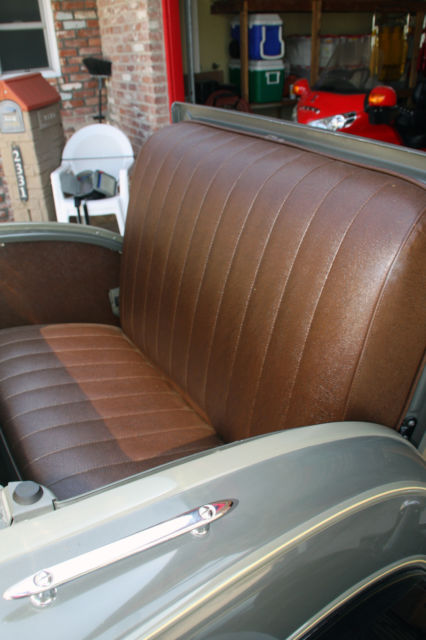 1930 Ford Model A Sport Coupe - photo 7