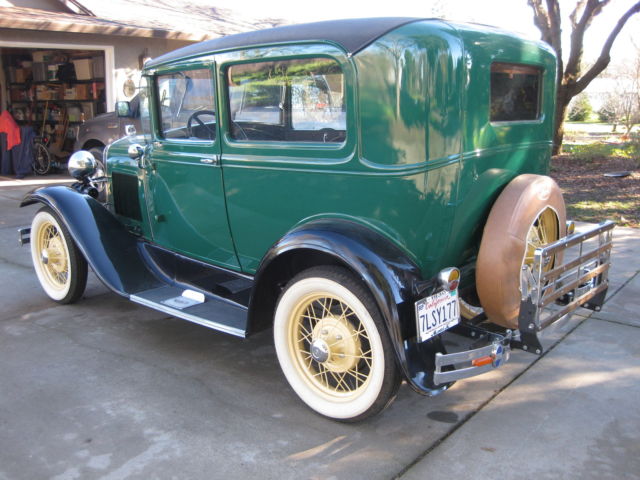 1930 Ford Model A Tudor Sedan - photo 3