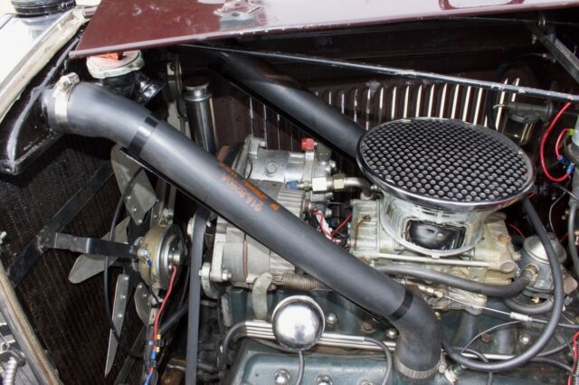 1930 Ford Model A-V8 Flathead Town Car - photo 9