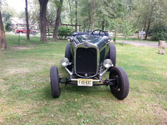 1930 Ford Model A - photo 4