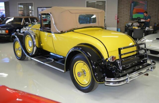 1930 Packard Model 733 Convertible Coupe - photo 7