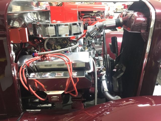 1930 Plymouth Sedan - photo 11