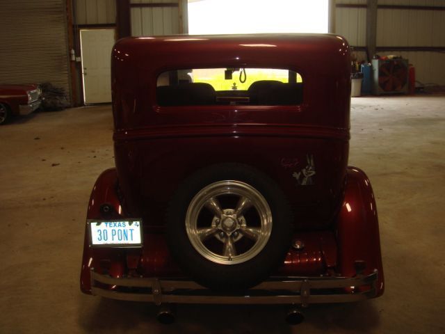 1930 Pontiac Street Rod 2 Door Sedan - photo 3