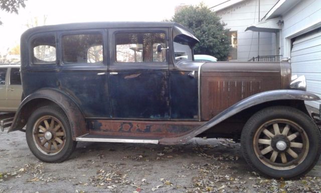 1930 Pontiac Model 6-30 B - photo 3