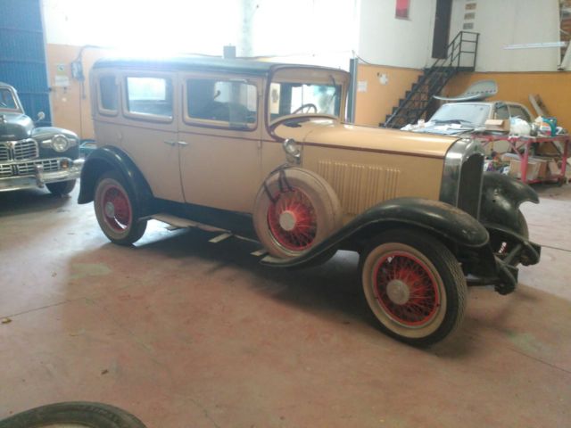 1930 REO Flying Cloud 15. All original 1930 Other Makes 4-door