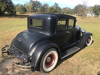 1930 Studebaker Commander Victoria Coupe - photo 4