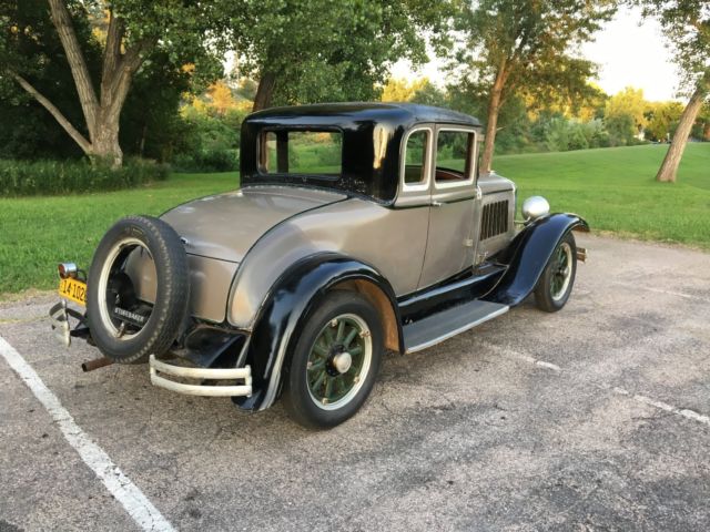 1930 Studebaker Dictator - photo 2
