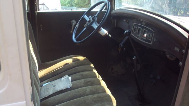 1930 Studebaker Dictator Touring - photo 12