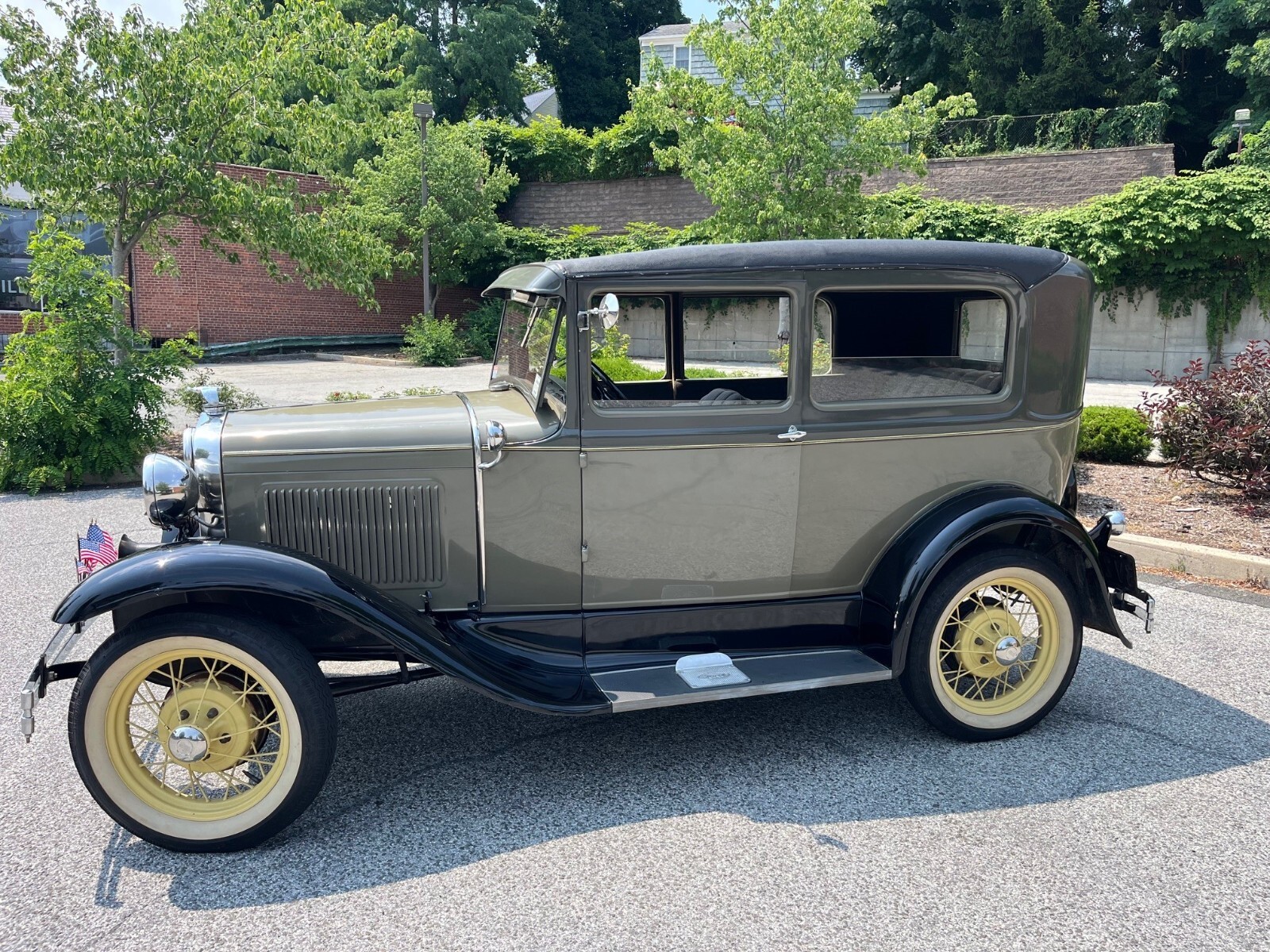 1930 Ford Model A - photo 4