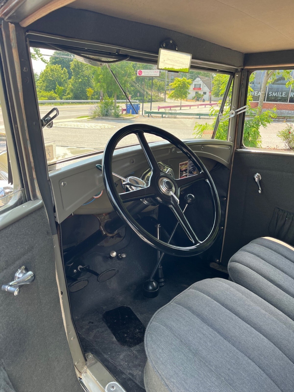 1930 Ford Model A - photo 7