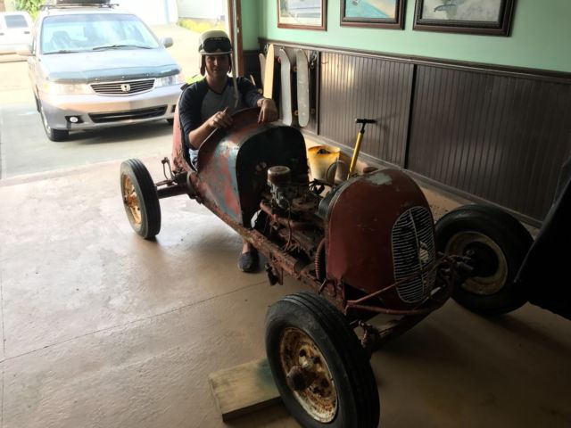 1930 Ford Model A - photo 3