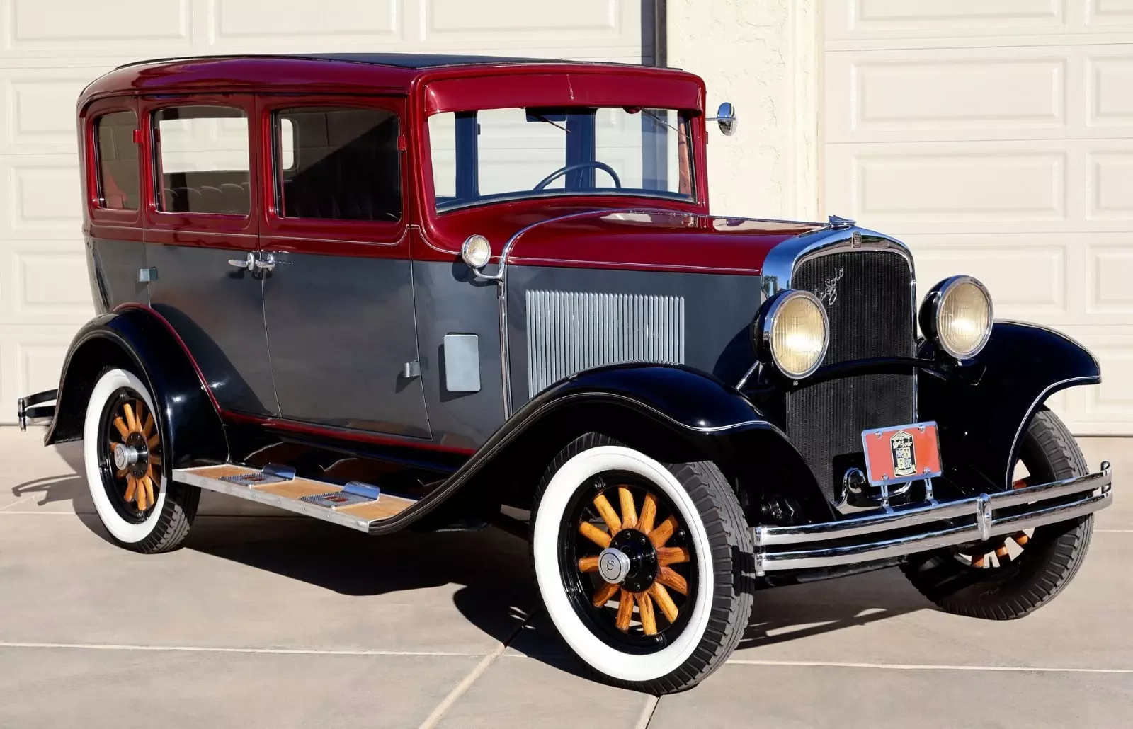 1930s DeSoto Mopar Plymouth Dodge Chrysler 1930 Chrysler DeSoto Straight 8 - Bigger than Ford Model A or Chevy , as Packard