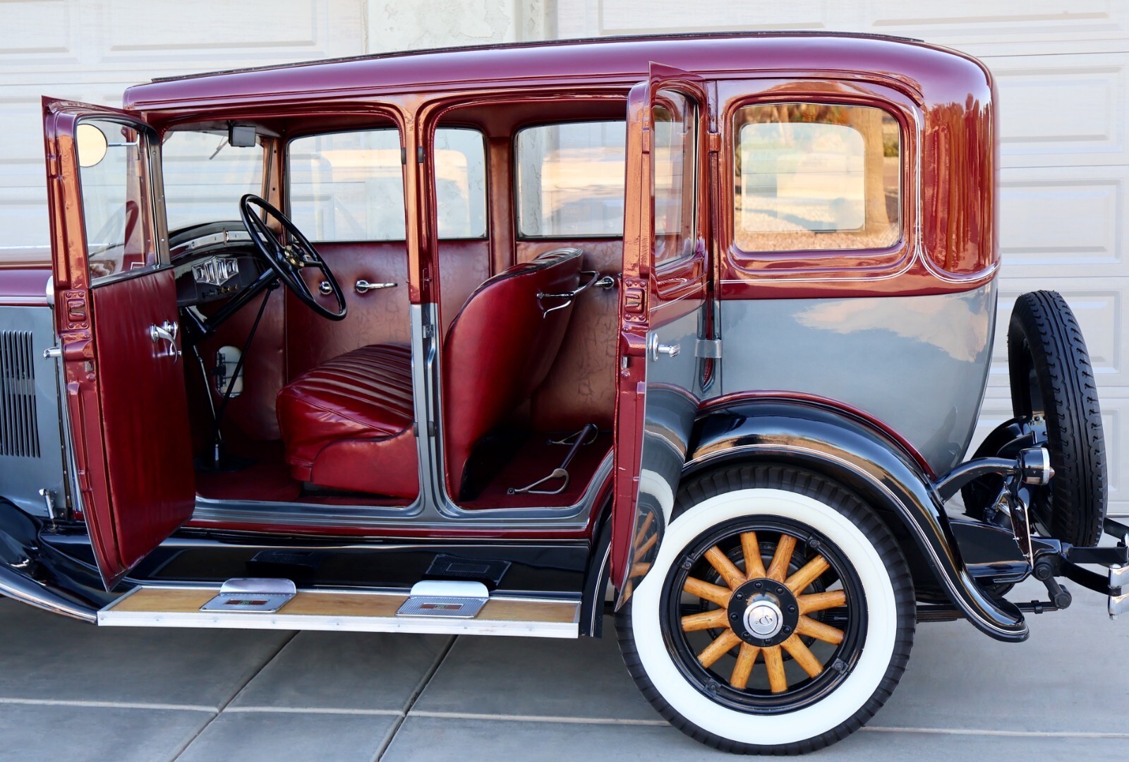 1930 Chrysler DeSoto Straight 8 - Bigger than Ford Model A or Chevy , as Packard - photo 8