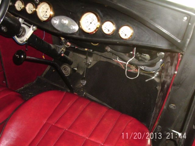 1931 Ford Mustang vicky 4 door - photo 9