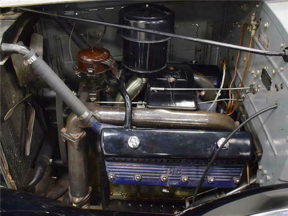 1931 Cadillac 355B Town Sedan - photo 11