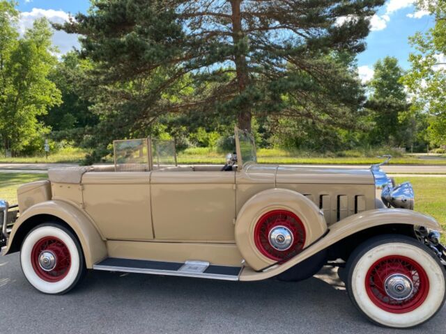 1931 Cadillac Sedan - photo 10